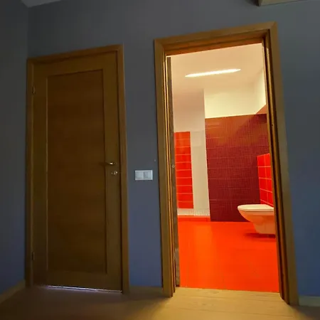 Giruliai منزل للإقامة كلابيدا